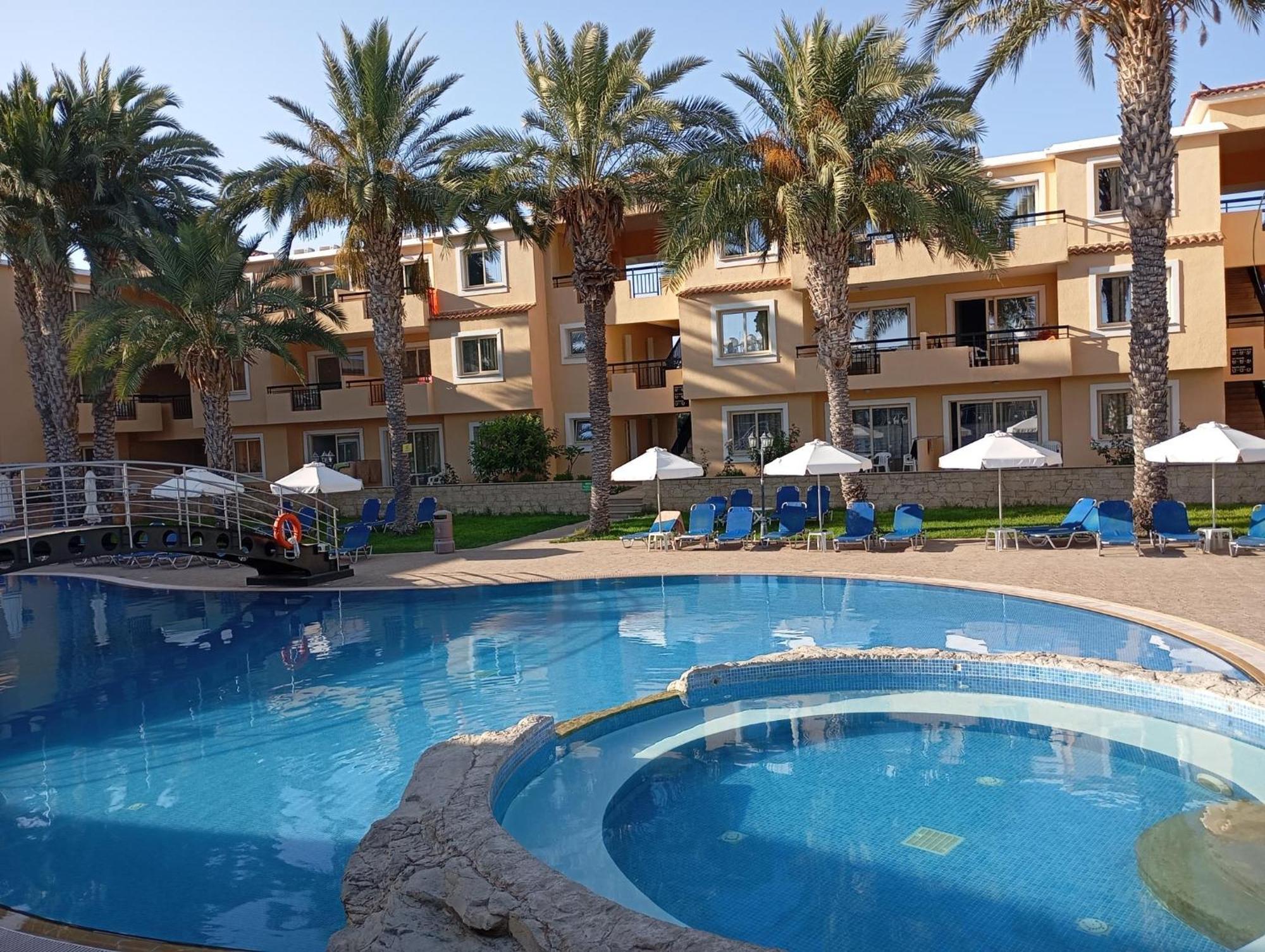 Pagona Holiday Apartments Paphos Luaran gambar