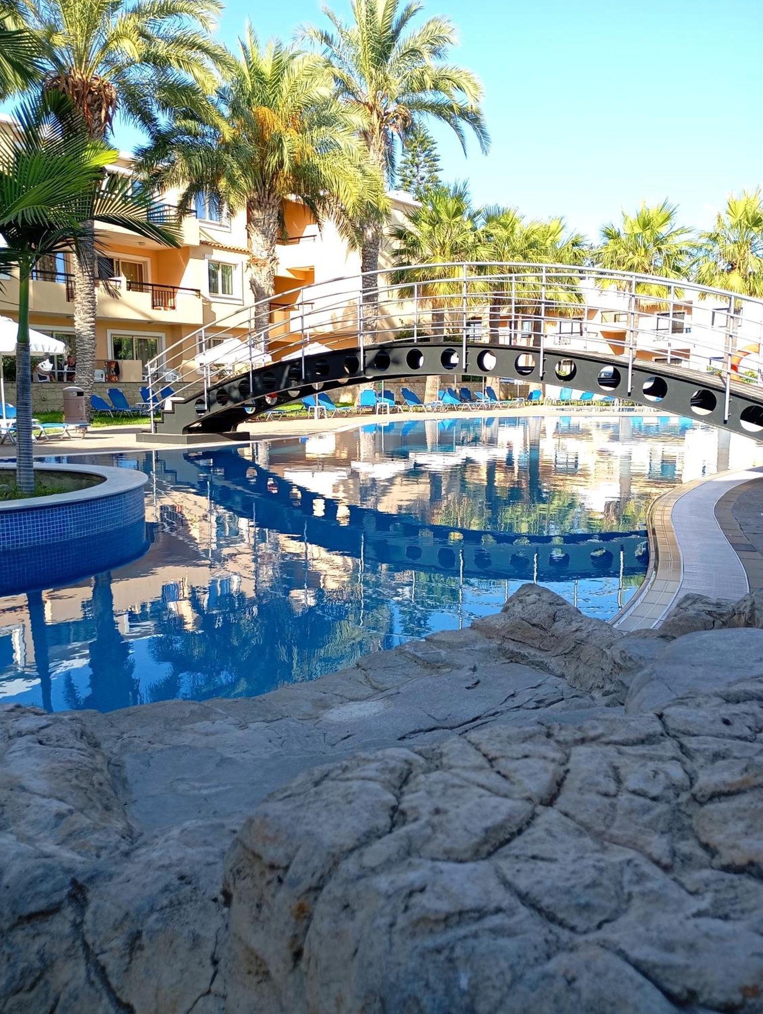 Pagona Holiday Apartments Paphos Luaran gambar